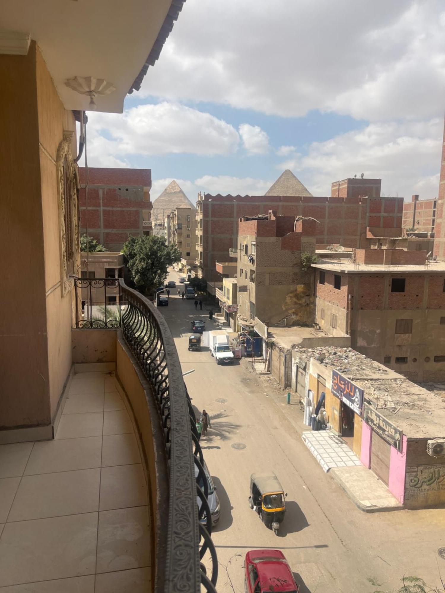 Badr Pyramids Inn Nazlet el-Sisi Exterior photo